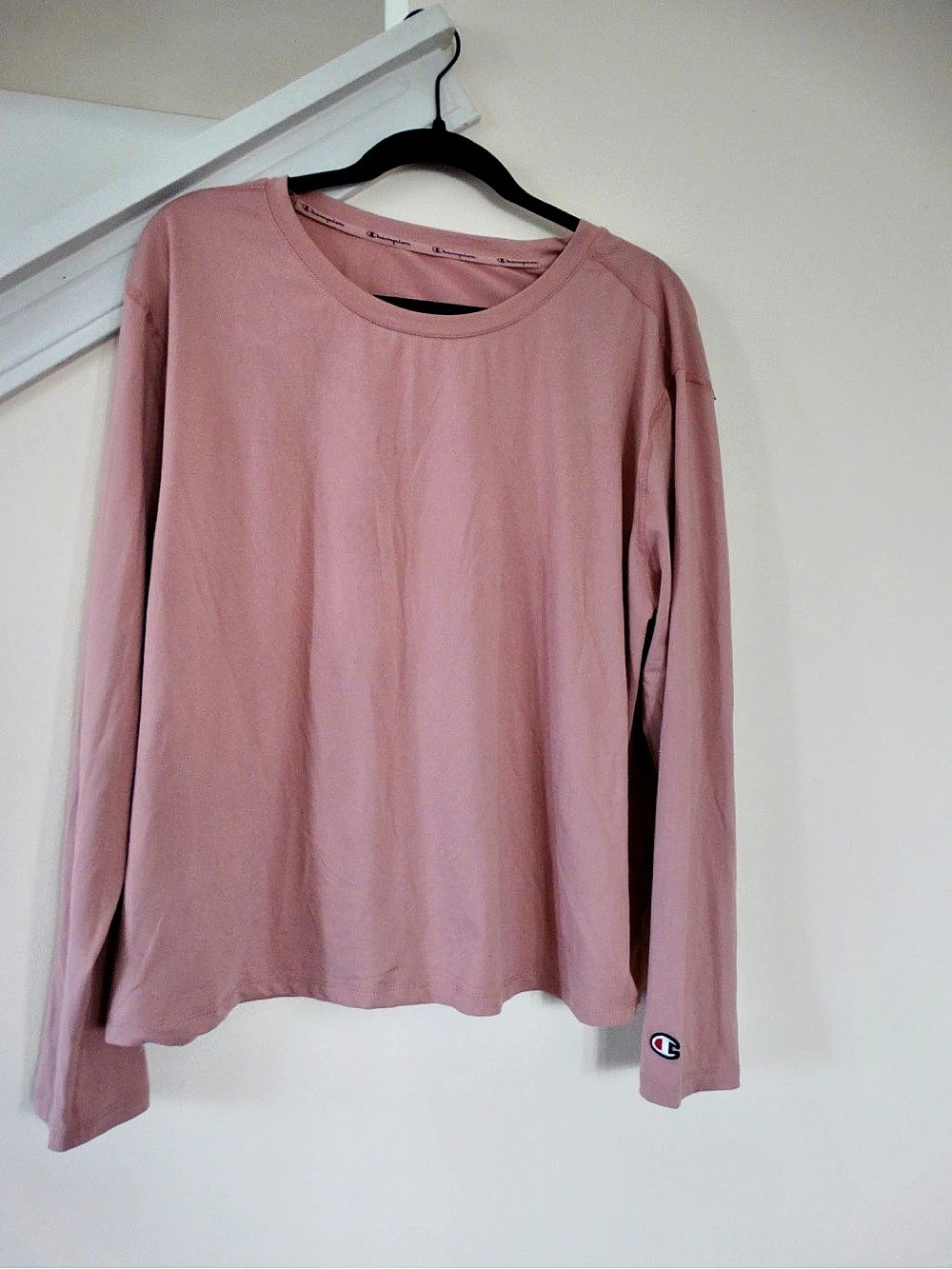 Champion Long Sleeve Top in Pink Like New